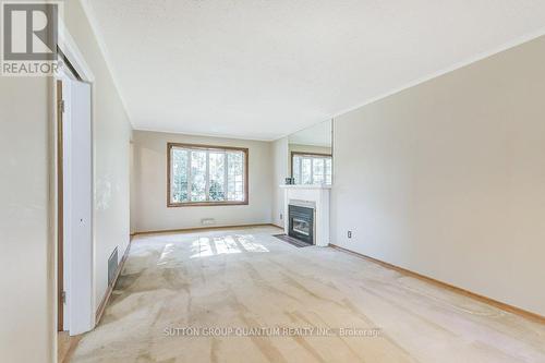 1021 Hedge Drive, Mississauga, ON - Indoor With Fireplace