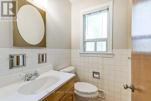 1021 Hedge Drive, Mississauga, ON - Indoor Photo Showing Bathroom