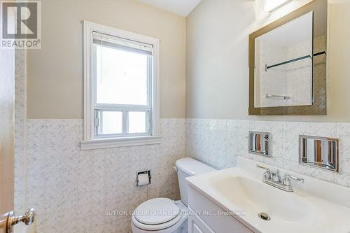 1021 Hedge Drive, Mississauga, ON - Indoor Photo Showing Bathroom