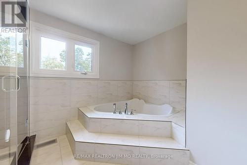 125 Hollingham Road, Markham, ON - Indoor Photo Showing Bathroom