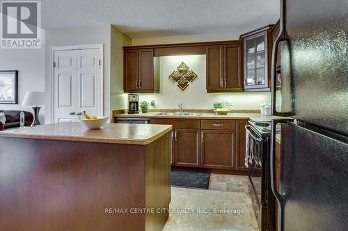 4 Alderwood Court, St. Thomas, ON - Indoor Photo Showing Kitchen