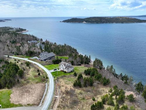 42 Amys Drive, Hackett'S Cove, NS 