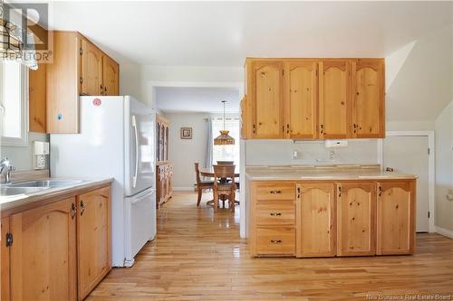 695 De La Petite Riviere, Aldouane, NB - Indoor Photo Showing Kitchen With Double Sink