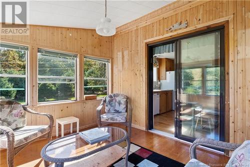 695 De La Petite Riviere, Aldouane, NB - Indoor Photo Showing Living Room