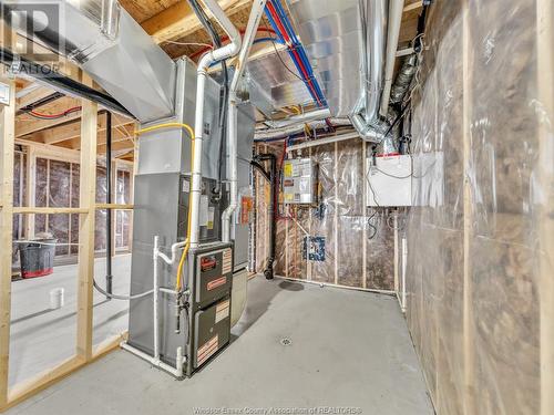 1936 Sannita Avenue, Ruthven, ON - Indoor Photo Showing Basement