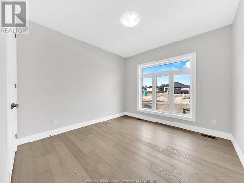 1936 Sannita Avenue, Ruthven, ON - Indoor Photo Showing Other Room