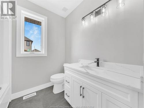 1932 Sannita, Ruthven, ON - Indoor Photo Showing Bathroom