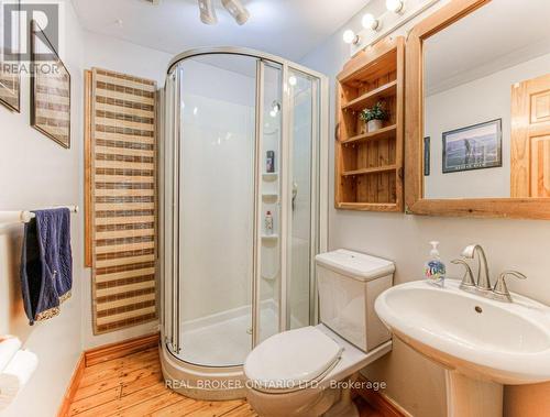 1249 Notre Dame Dr Drive, Wilmot, ON - Indoor Photo Showing Bathroom