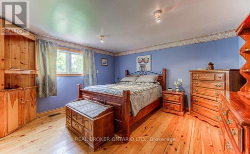 1249 Notre Dame Dr Drive, Wilmot, ON - Indoor Photo Showing Bedroom