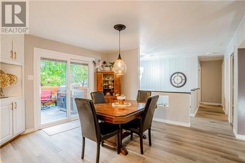 3274 Algonquin Road, Sudbury, ON - Indoor Photo Showing Dining Room