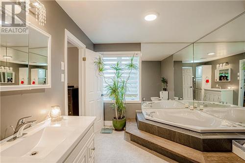 3274 Algonquin Road, Sudbury, ON - Indoor Photo Showing Bathroom