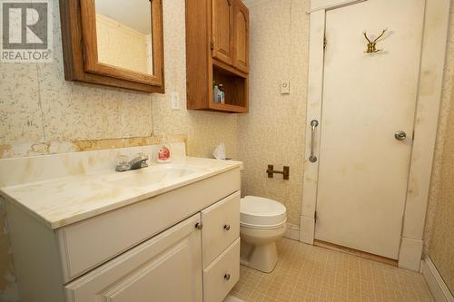 161 Mcgregor Ave, Sault Ste. Marie, ON - Indoor Photo Showing Bathroom