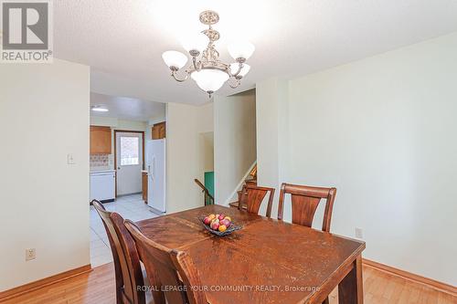 315 Newbury Drive, Kitchener, ON - Indoor Photo Showing Dining Room