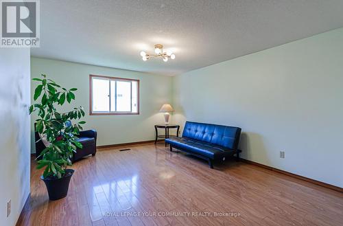 315 Newbury Drive, Kitchener, ON - Indoor