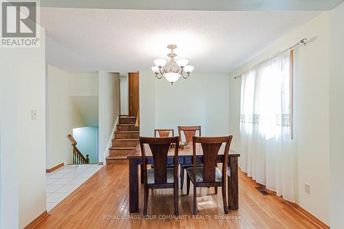 315 Newbury Drive, Kitchener, ON - Indoor Photo Showing Dining Room