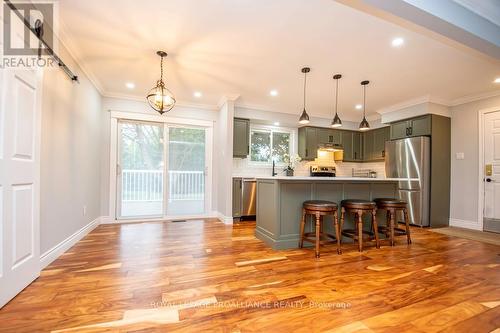 427 Southpark Drive, Peterborough (Ashburnham), ON - Indoor Photo Showing Kitchen With Upgraded Kitchen