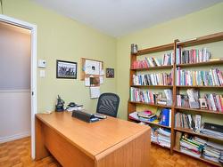 Bureau - 