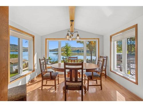 Dining room - 20 Imp. Marion, Mont-Tremblant, QC - Indoor Photo Showing Dining Room