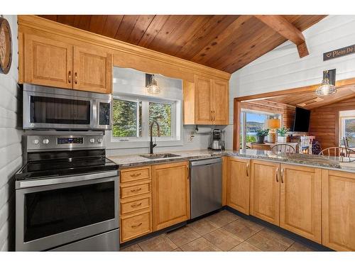 Kitchen - 20 Imp. Marion, Mont-Tremblant, QC - Indoor Photo Showing Kitchen