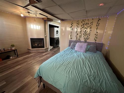 1033 Alberta Street, Thunder Bay, ON - Indoor Photo Showing Bedroom