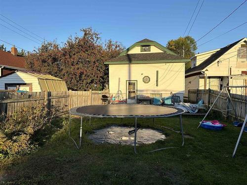 1033 Alberta Street, Thunder Bay, ON - Outdoor With Deck Patio Veranda