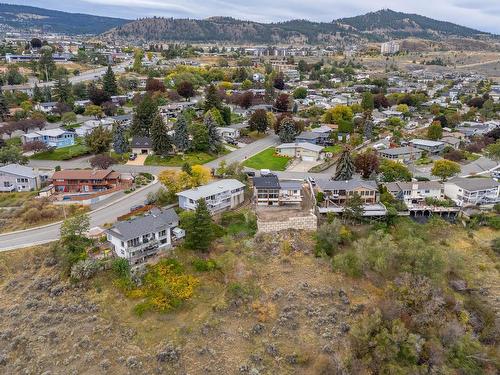 402 Strathcona Terrace, Kamloops, BC - Outdoor With View