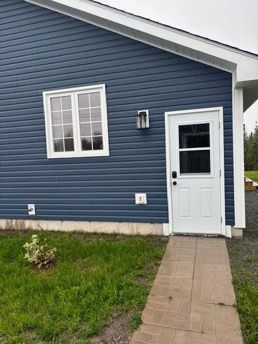 9 Northside Road, Eastport, NL 