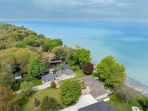 2084 Lakeshore Road, Sarnia, ON 