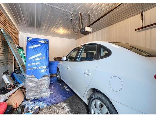 Garage - 427 Rue Lebeau, Saint-Jean-Sur-Richelieu, QC - Indoor Photo Showing Garage