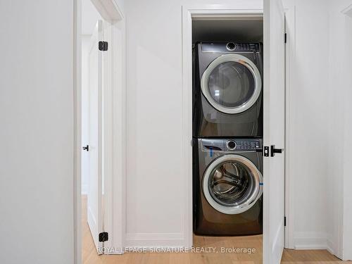 3 Cassidy Pl, Toronto, ON - Indoor Photo Showing Laundry Room