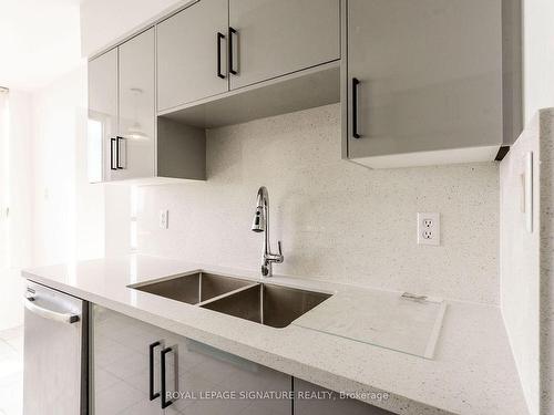 1707-35 Empress Ave, Toronto, ON - Indoor Photo Showing Kitchen With Double Sink