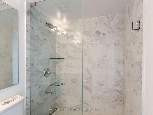 1707-35 Empress Ave, Toronto, ON - Indoor Photo Showing Bathroom