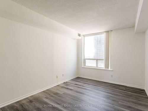 1707-35 Empress Ave, Toronto, ON - Indoor Photo Showing Other Room