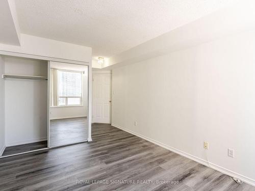 1707-35 Empress Ave, Toronto, ON - Indoor Photo Showing Other Room