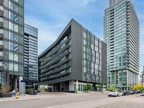 508-90 Queens Wharf Rd, Toronto, ON - Outdoor With Balcony With Facade