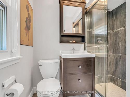 6 Creekwood Dr, Toronto, ON - Indoor Photo Showing Bathroom