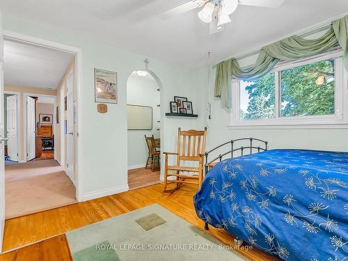 6 Creekwood Dr, Toronto, ON - Indoor Photo Showing Bedroom