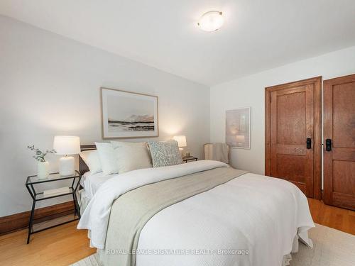 24 Chilton Rd, Toronto, ON - Indoor Photo Showing Bedroom