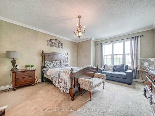 3206 Forrestdale Circle, Mississauga, ON - Indoor Photo Showing Bedroom