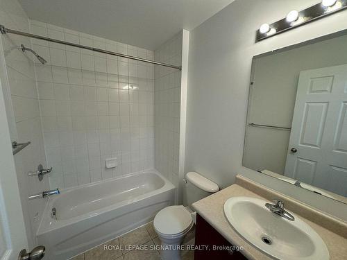 23-5035 Oscar Peterson Blvd, Mississauga, ON - Indoor Photo Showing Bathroom