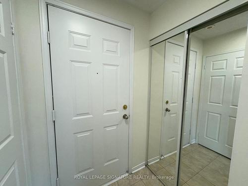 23-5035 Oscar Peterson Blvd, Mississauga, ON - Indoor Photo Showing Other Room