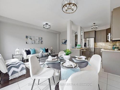 14 Rockman Cres, Brampton, ON - Indoor Photo Showing Dining Room