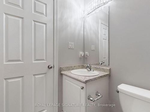 14 Rockman Cres, Brampton, ON - Indoor Photo Showing Bathroom