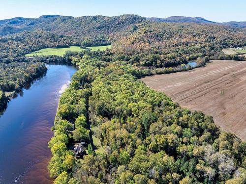 Photo aÃ©rienne - 330 Ch. De La Rouge, Huberdeau, QC 