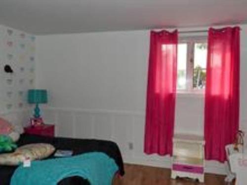 Bedroom - 821Z Rue José, Wickham, QC - Indoor Photo Showing Bedroom