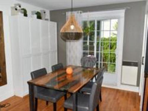 Dining room - 821Z Rue José, Wickham, QC - Indoor Photo Showing Dining Room