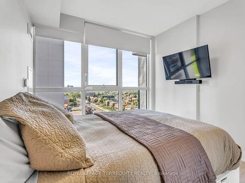 910-1461 Lawrence Ave, Toronto, ON - Indoor Photo Showing Bedroom