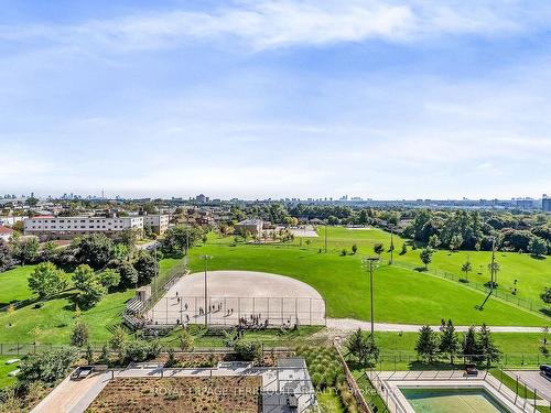 910-1461 Lawrence Ave, Toronto, ON - Outdoor With View