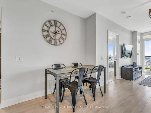 910-1461 Lawrence Ave, Toronto, ON - Indoor Photo Showing Dining Room