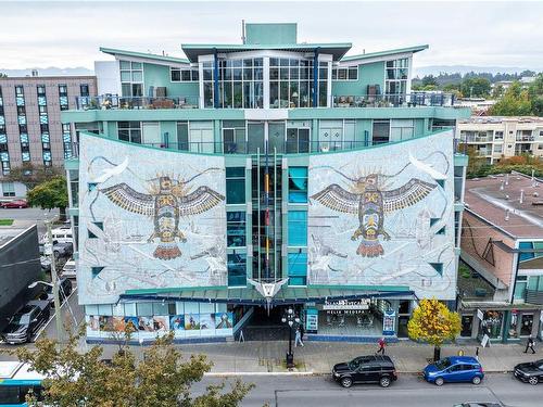 512-1061 Fort St, Victoria, BC - Outdoor With Balcony